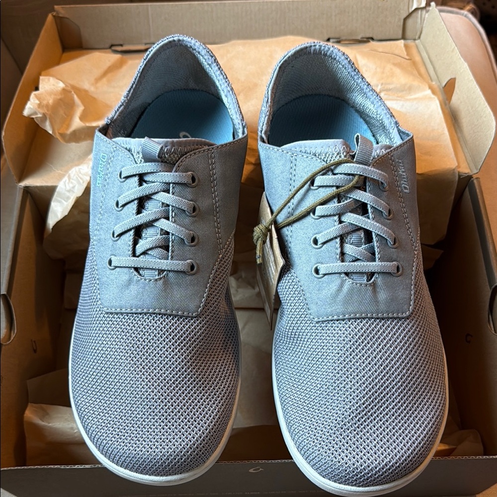 Men's Gray Olukai